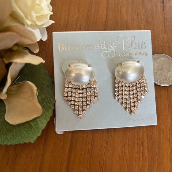 Borrowed & Blue Faux Pearl & Crystal Fashion Earrings Pierced - Picture 4 of 6